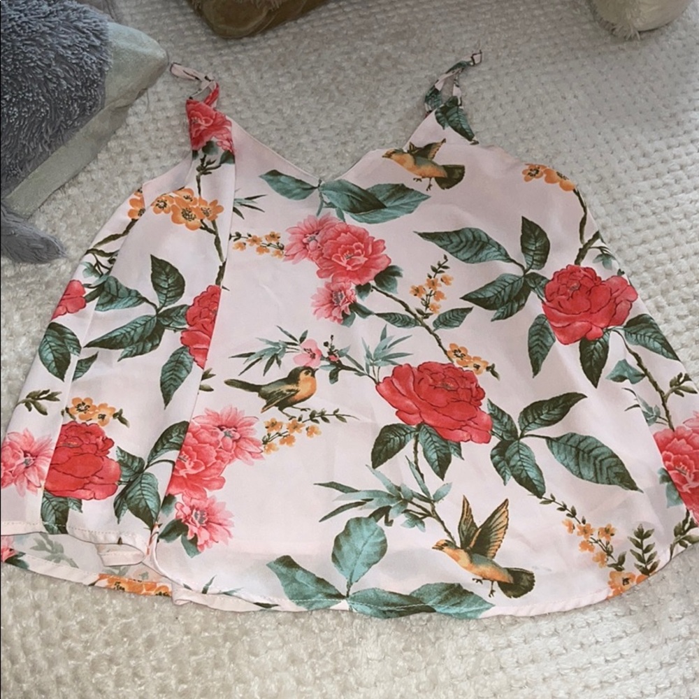 Flowy flowery classy tank top